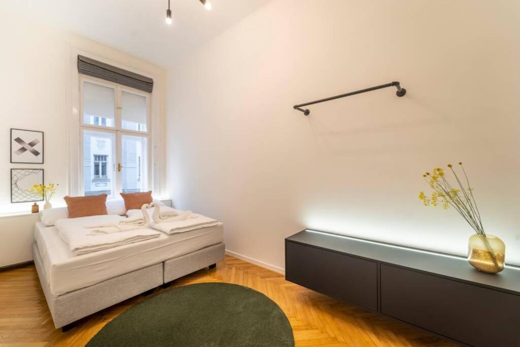 Josef'S Home I Pink Flamingo I Deluxe Suite Viena Exterior foto